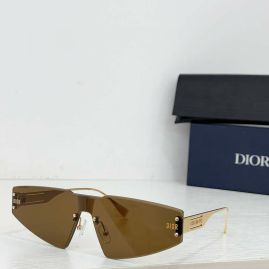 Picture of Dior Sunglasses _SKUfw55775645fw
